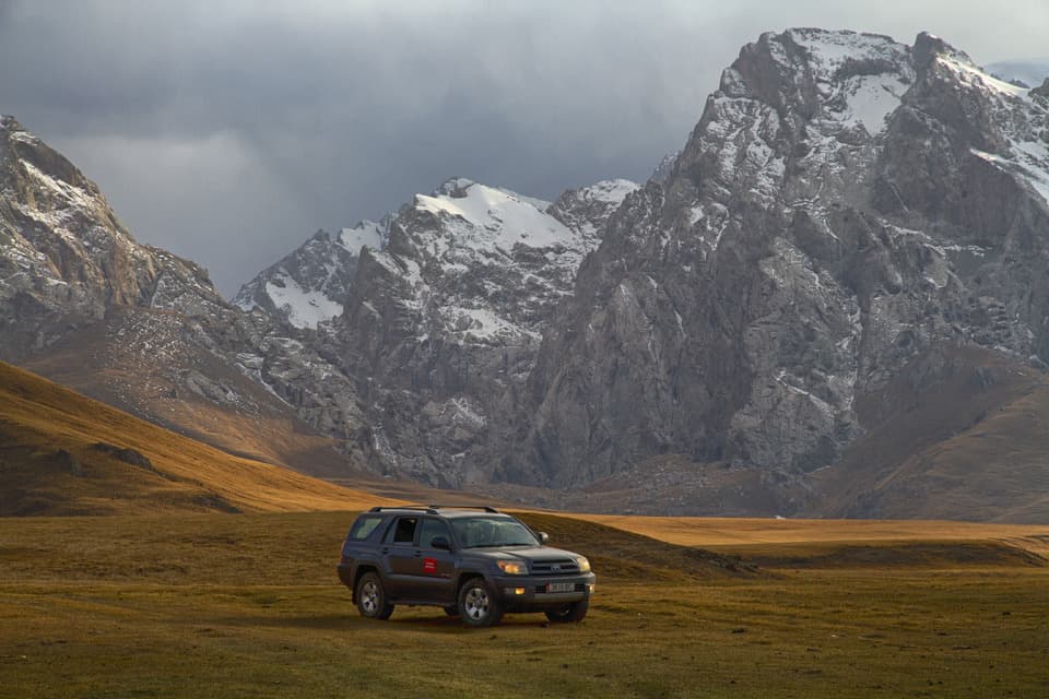 Jeep tour through unexplored Kyrgyzstan